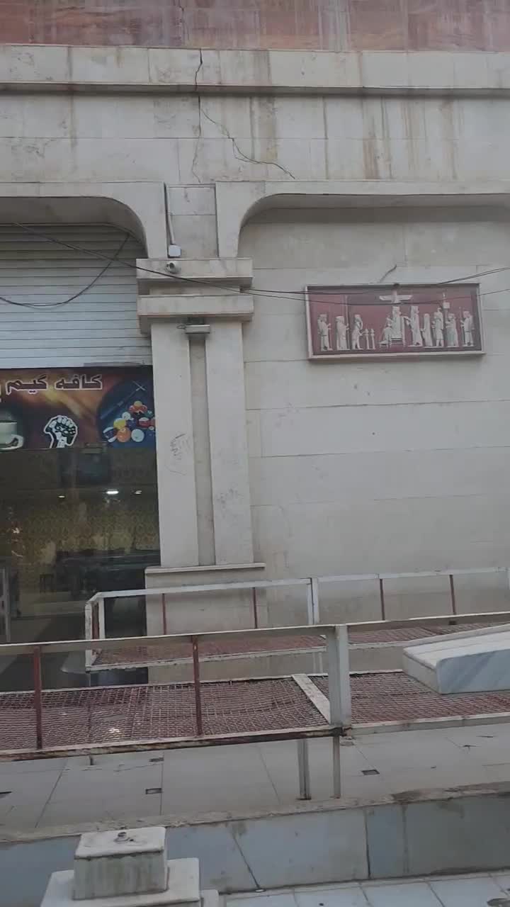 مغازه 300 متری جهت ( افق کوروش و دیلی مارکت )|اجارهٔ مغازه و غرفه|اهواز, بیست متری شهرداری|دیوار