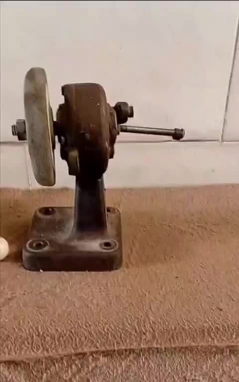 چاقو تیز کن قدیمی|کلکسیون اشیاء عتیقه|تربت‌حیدریه, منصوریه|دیوار