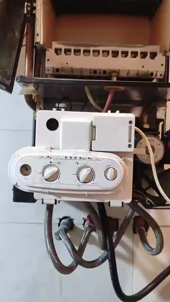 تعمیر پکیج و آبگرمکن،پکیج،24ساعته،تمام نقاط رشت|خدمات پیشه و مهارت|رشت, صفاری|دیوار