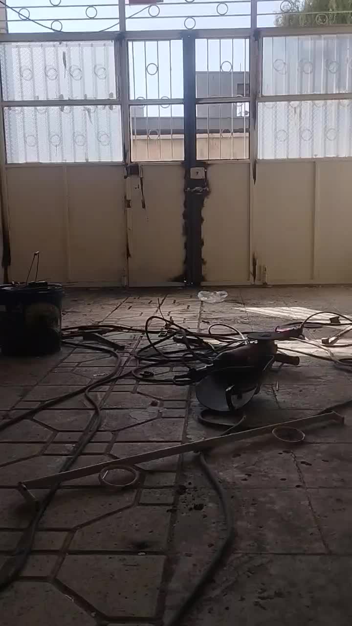 بازسازی درب های قدیمی،ساخت درب|خدمات پیشه و مهارت|میناب, |دیوار