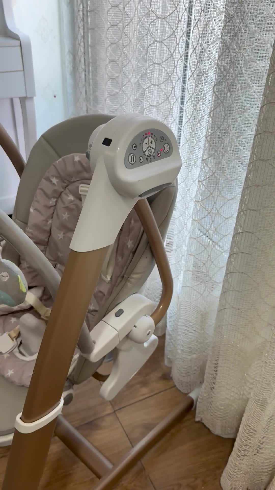 صندلی غذای بچه با حالت تاب شو ،موزیکال ،برند اکسس|اسباب و اثاث بچه|بابل, |دیوار