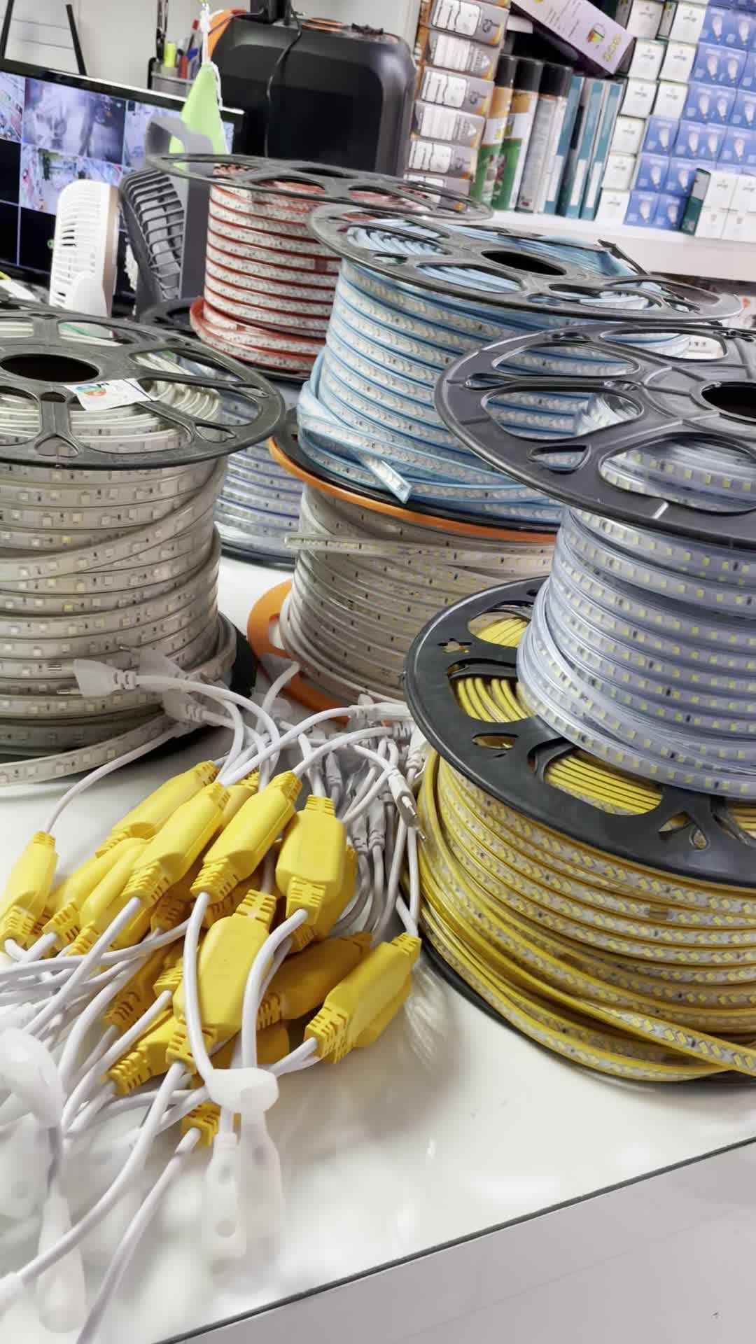 نورمخفی ریسه شلنگی انبه ای|ریسه و چراغ تزئینی|ملایر, |دیوار