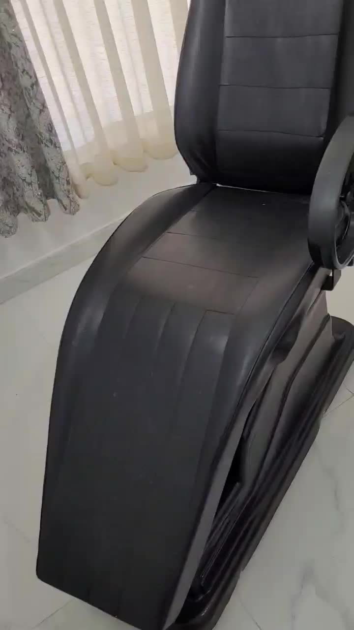 صندلی اصلاح یا میکاپ|آرایشگاه و سالن‌های زیبایی|چالوس, |دیوار