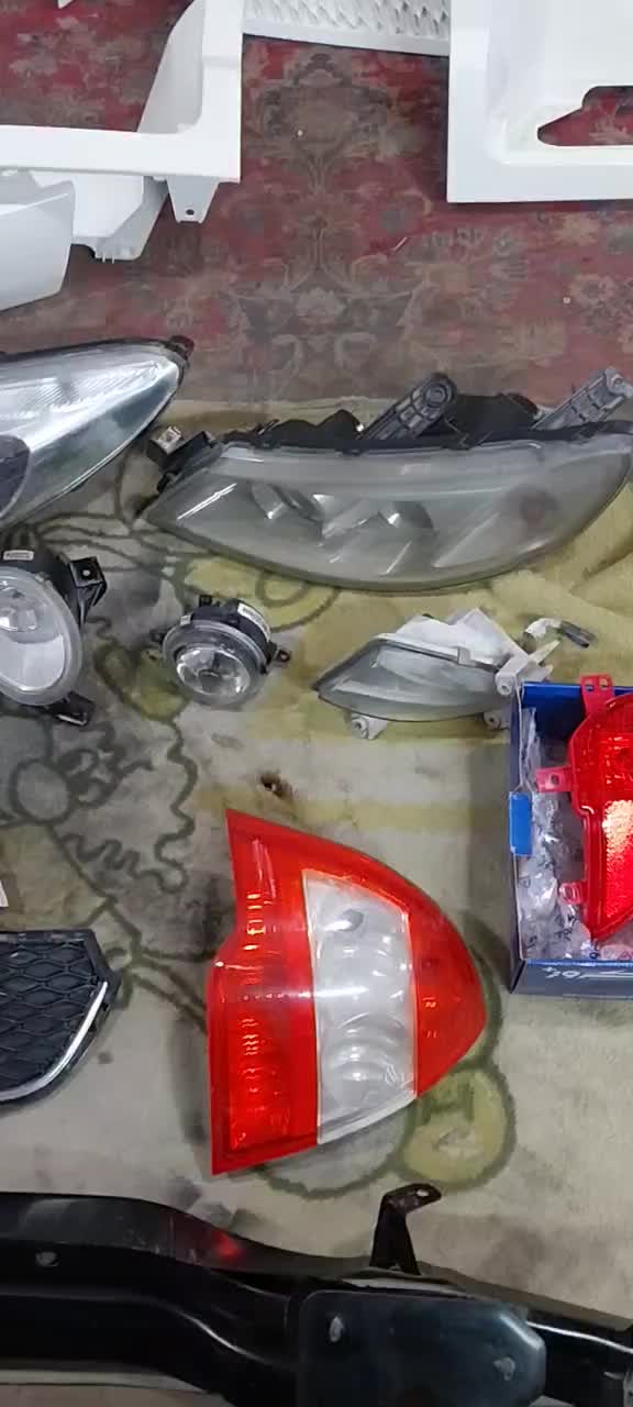 چراغ۲۰۷. رانا|قطعات یدکی و لوازم جانبی|قم, خداکرم|دیوار