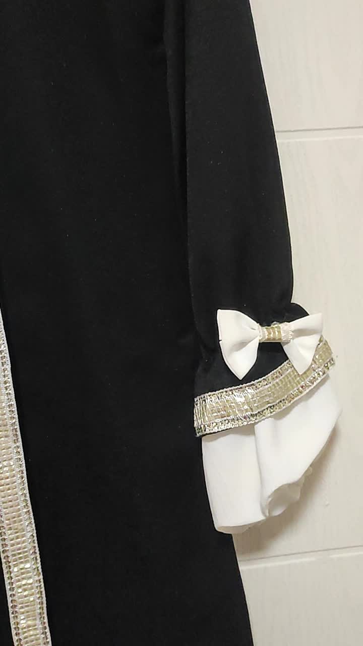 مانتو|لباس|تهران, خواجه نصیر طوسی|دیوار