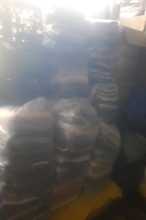 پوشاک|لباس|اصفهان, سودان|دیوار