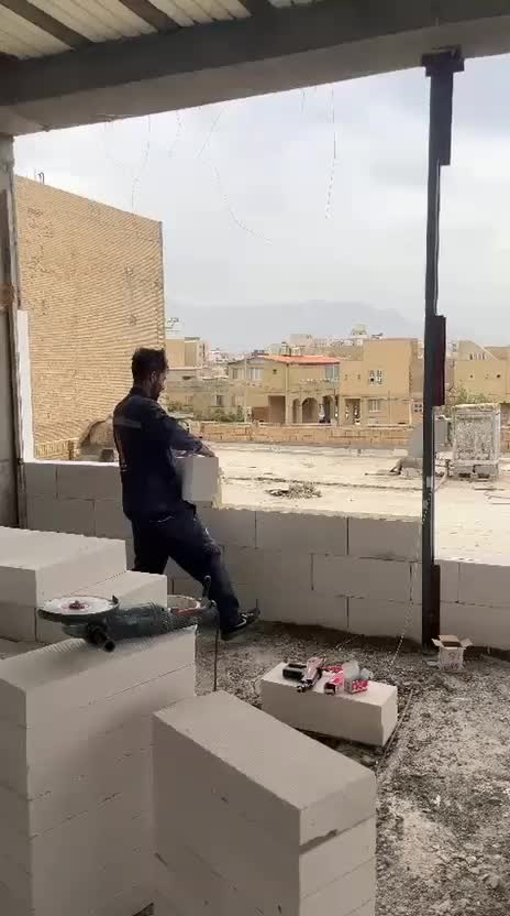 اجرای والپست، ناودانی و دیوارچینی با تیم حرفه ای|خدمات پیشه و مهارت|یزد, |دیوار