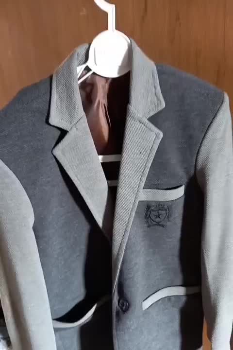 کت تک بچه گانه جنس خیلی خوب|کفش و لباس بچه|یاسوج, |دیوار