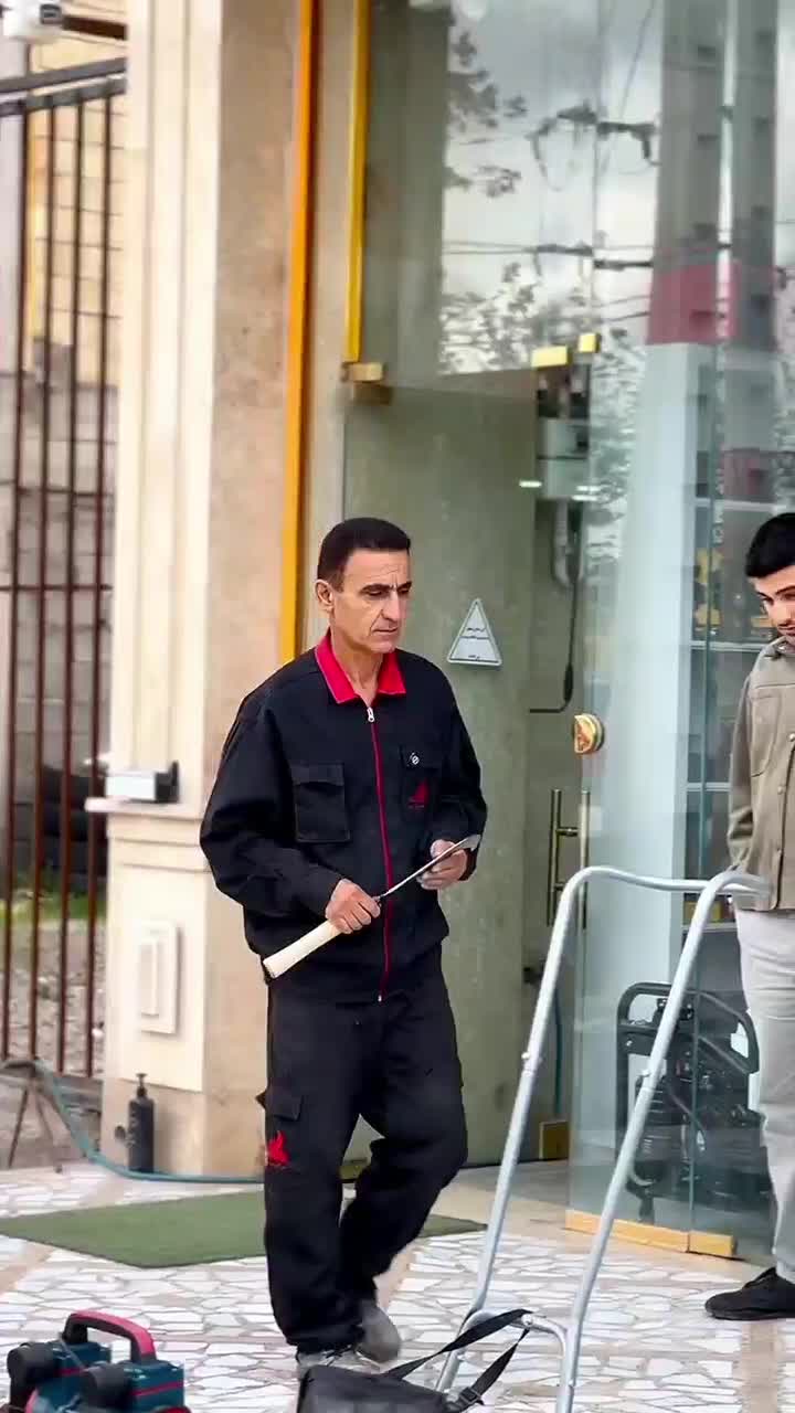 موتور علفزن اره موتوری برق چمن زن علفتراش بوش اصل|ماشین‌آلات صنعتی|رشت, بلوار گیلان|دیوار