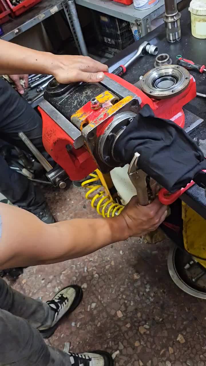 فروش و تعمیر پمپ هیدرولیک|ماشینآلات صنعتی|تهران, جی|دیوار