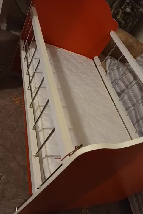 تخت و کمد کودک|اسباب و اثاث بچه|تبریز, |دیوار