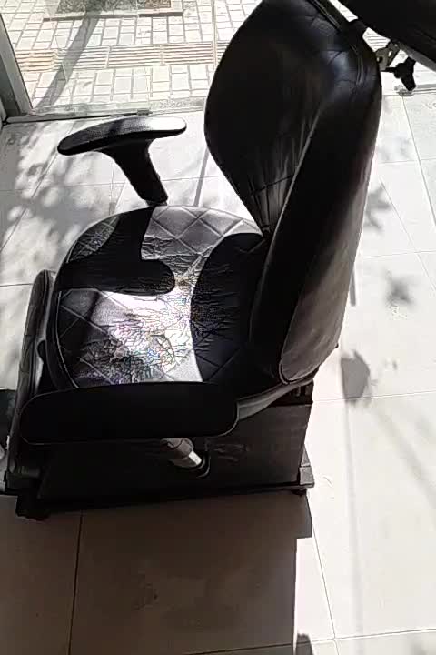 دکورارایشگاه mdfاصل بفروش می‌رسد.با یک عددصندلی|آرایشگاه و سالن‌های زیبایی|فیروزآباد (فارس), |دیوار