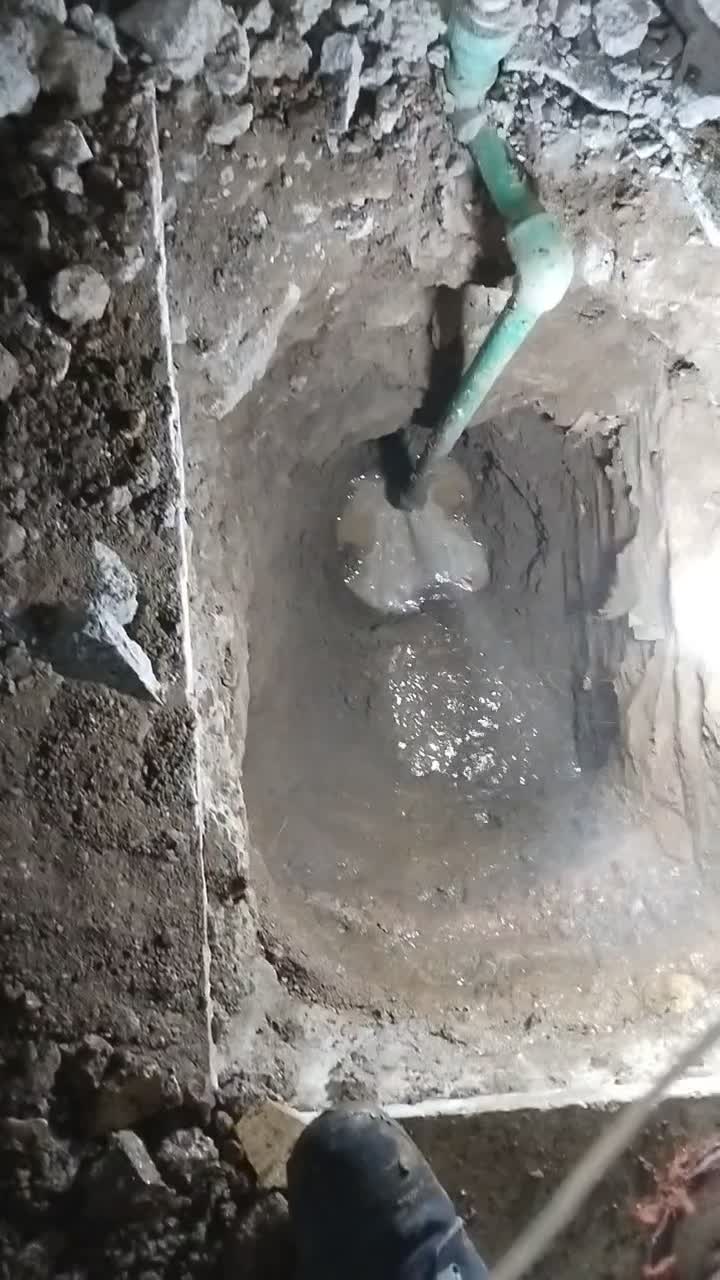 متخصص لوله کشی نشت یابی تشخیص تعمیرات لوله بازکنی|خدمات پیشه و مهارت|همدان, |دیوار