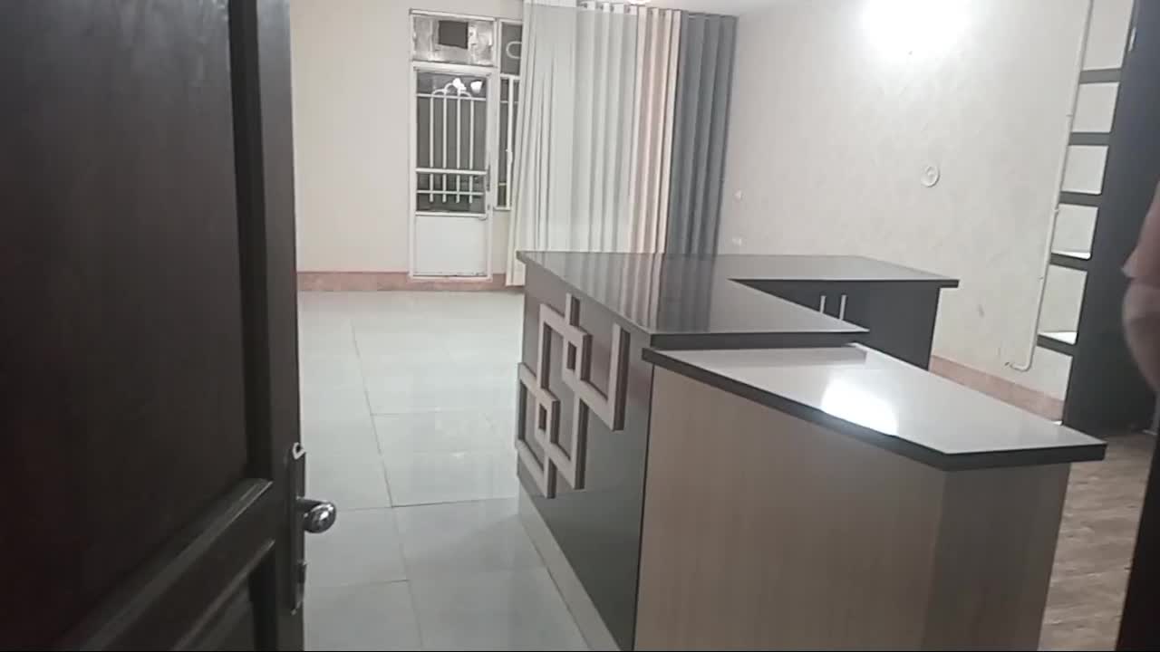 اپارتمان طبقه اول فروشی و رهن داده میشود|فروش آپارتمان|مشهد, حضرت حجت|دیوار