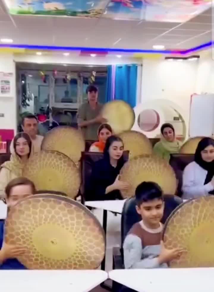 دف شمس|سازهای سنتی|زاهدان, |دیوار