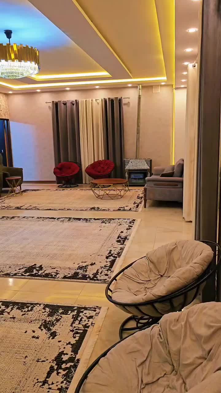 اجاره باغ استخر روباز ابگرم(جکوزی) زردنجان|اجارهٔ کوتاه‌مدت ویلا و باغ|اصفهان, سرشبادران|دیوار
