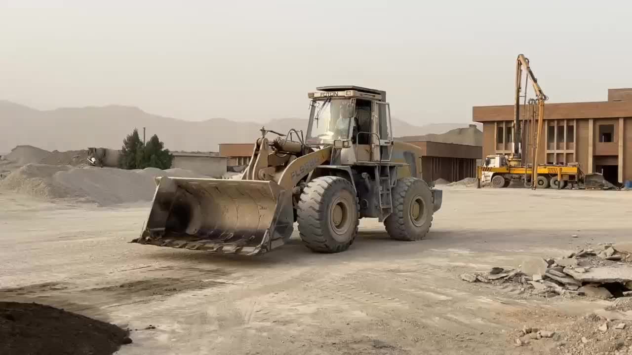 لودر فوتون|خودرو سنگین|بندرعباس, |دیوار