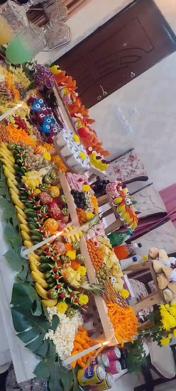 فینگرفود و کیک خونگی  دسر حکاکی میوه ارایی|خدمات پذیرایی، مراسم|کرج, شاهین‌ویلا|دیوار