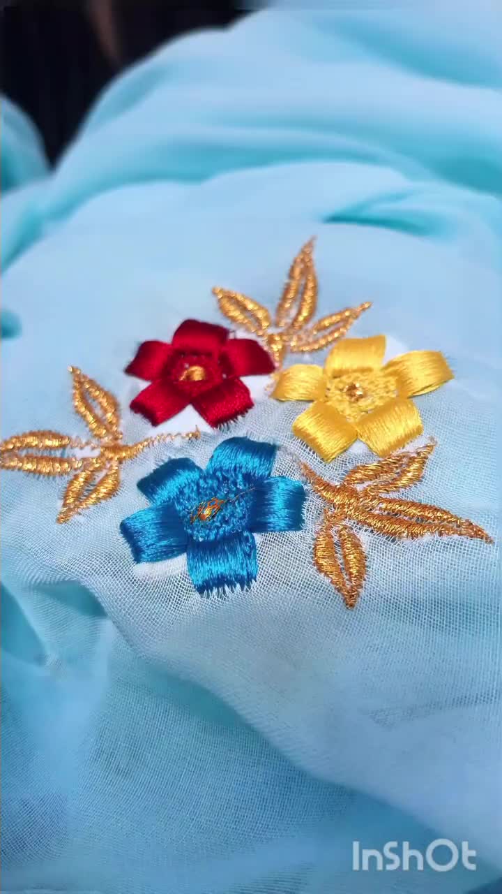 گلدوزی نفیس|لباس|رودان, |دیوار