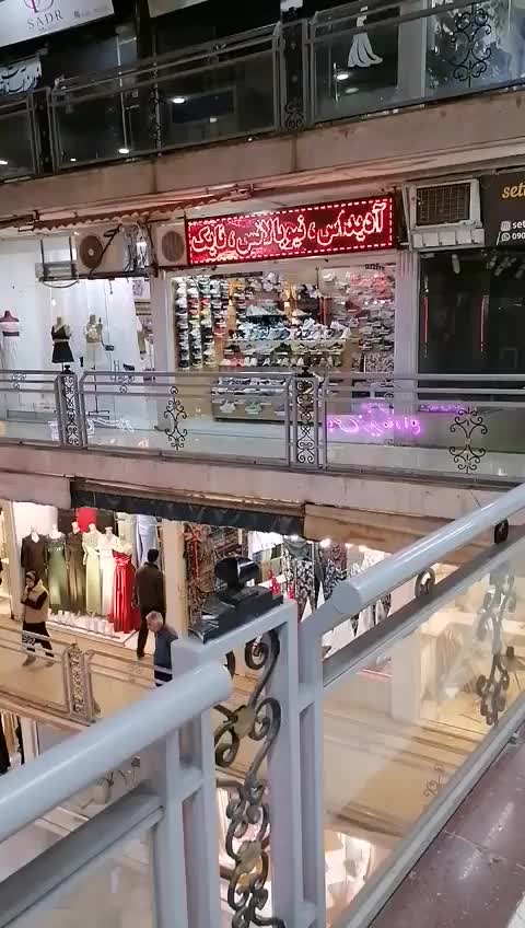 کتونی میشانشا برند مطرح انگلیسی|کیف، کفش، کمربند|کرج, عظیمیه|دیوار