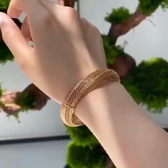 بدلیجات وانواع النگو و دستبند|بدلیجات|پرند, فاز ۶|دیوار