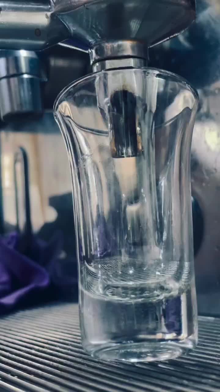 همکار در کافه|استخدام خدمات فروشگاه و رستوران|کرمانشاه, |دیوار