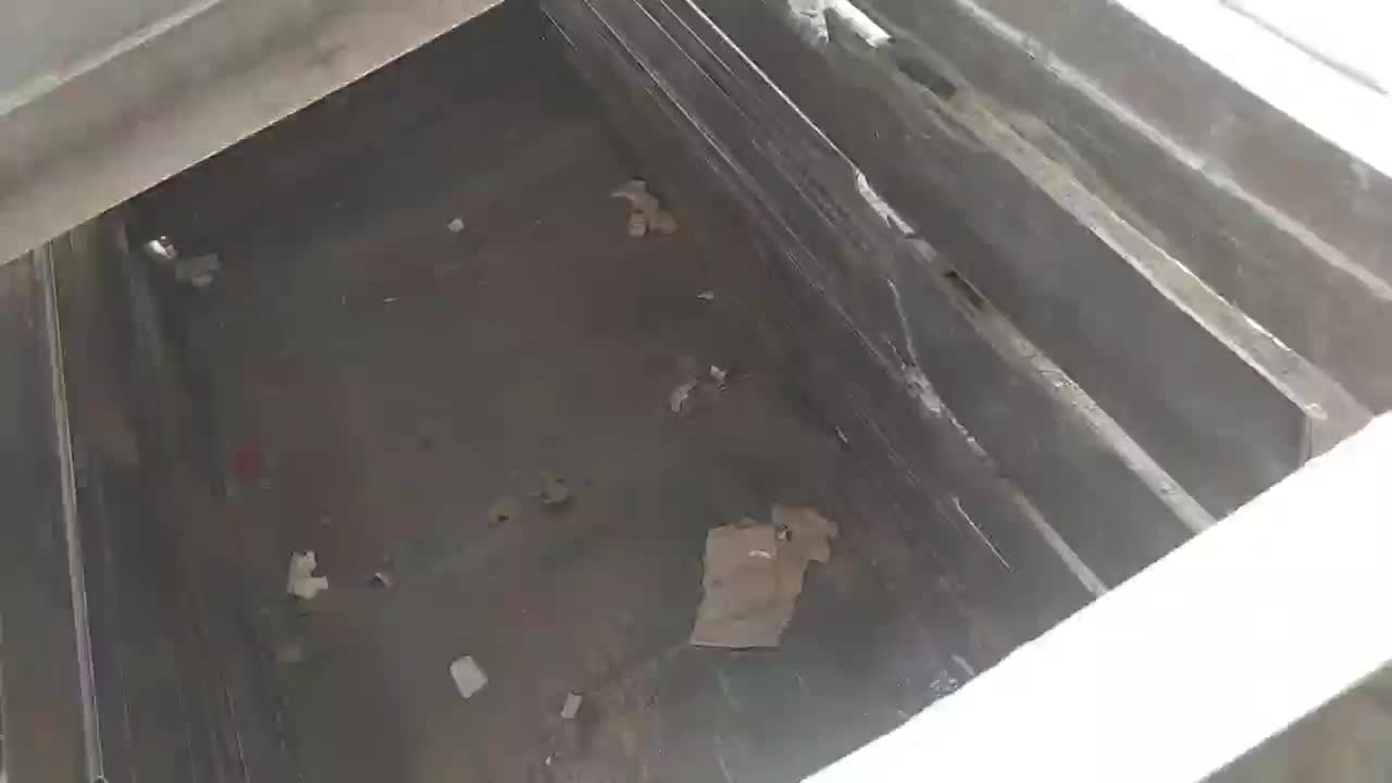 پرس کارتون وپت وباسگول ۵تنی وهمراه وینچ  بالابر|ماشین‌آلات صنعتی|قم, جاده معدن|دیوار